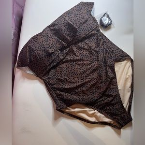 Kona Sol Swim Suit One Piece Animal Print XL